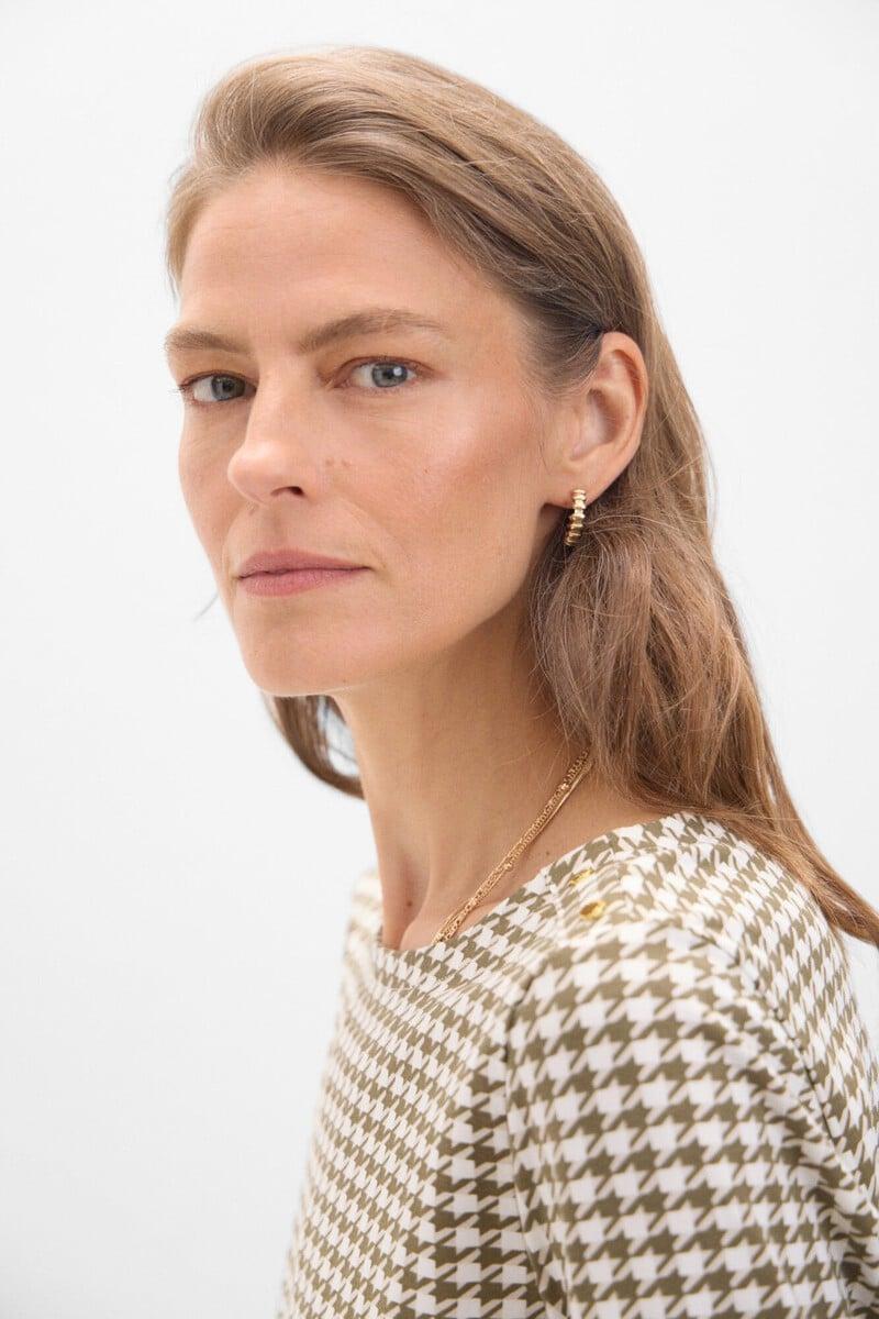 Pedro Del Hierro Camiseta Básica Escote Barco Con Botones Dorados