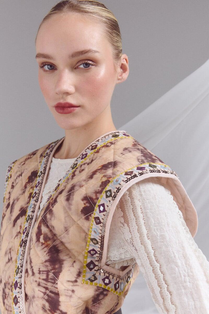 Pedro Del Hierro Chaleco Acolchado Con Detalles Bordados