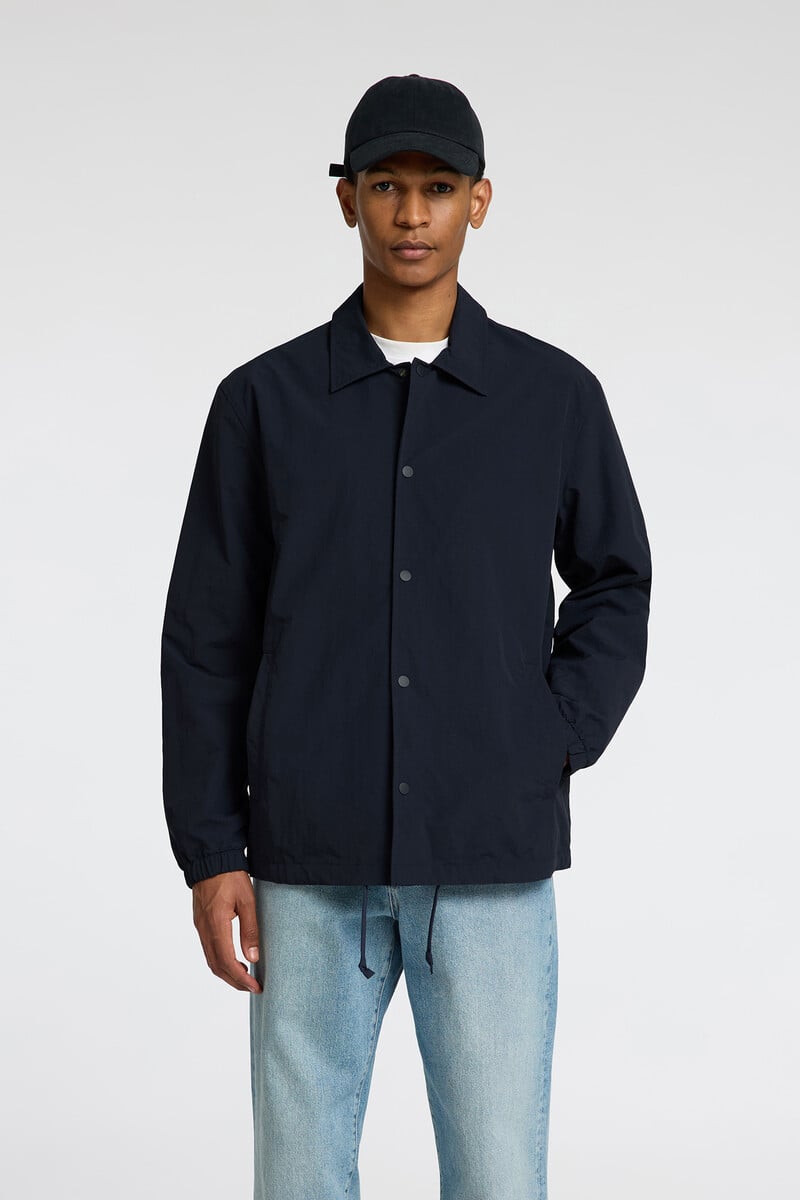 Pedro Del Hierro Chaqueta Corta Con Cuello Confeccionada Con Materiales Reciclados