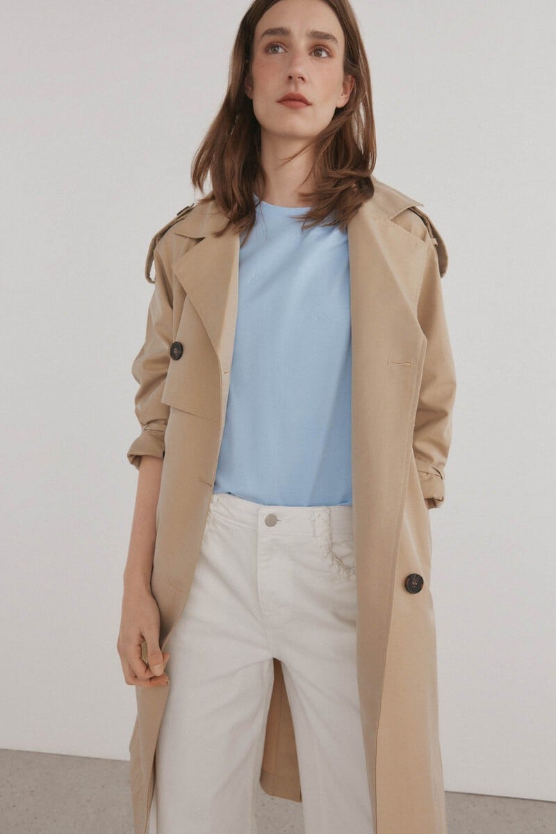 Pedro Del Hierro Conjunto De Gabardina Jeans Y Camiseta