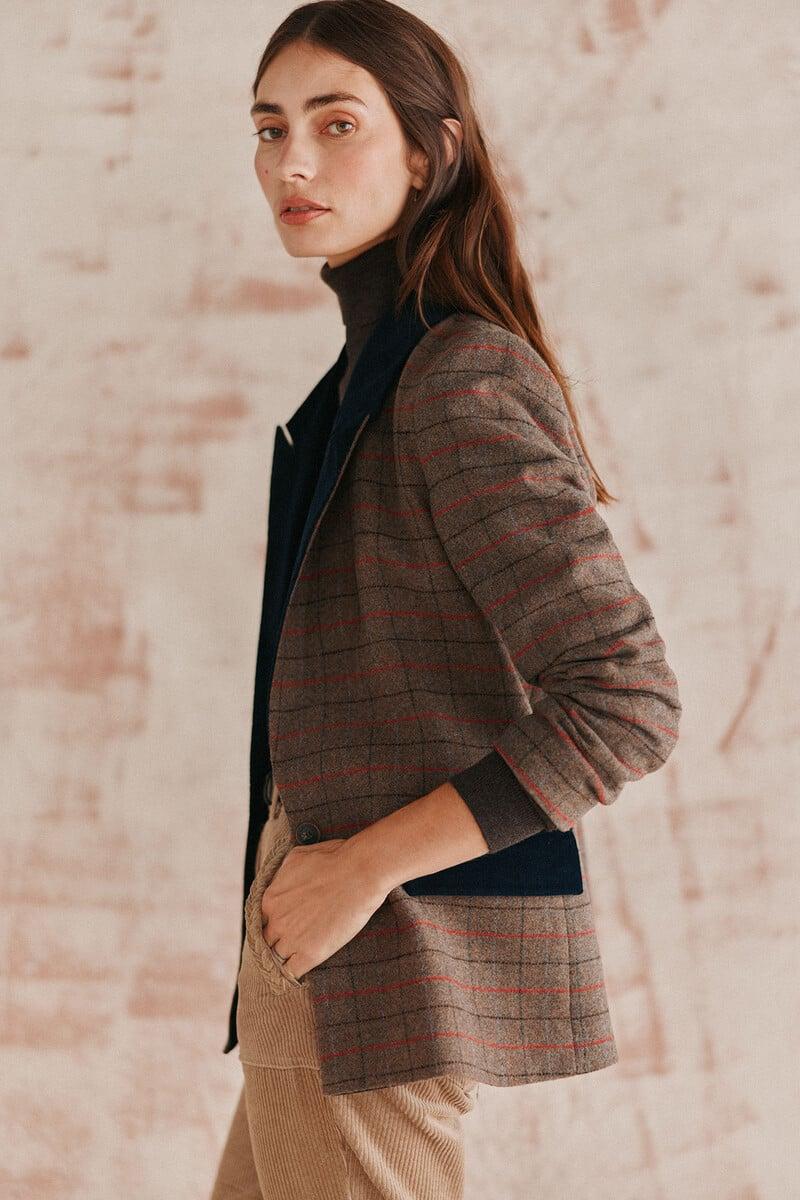 Pedro Del Hierro Emilia. Americana De Cuadros Con Terciopelo