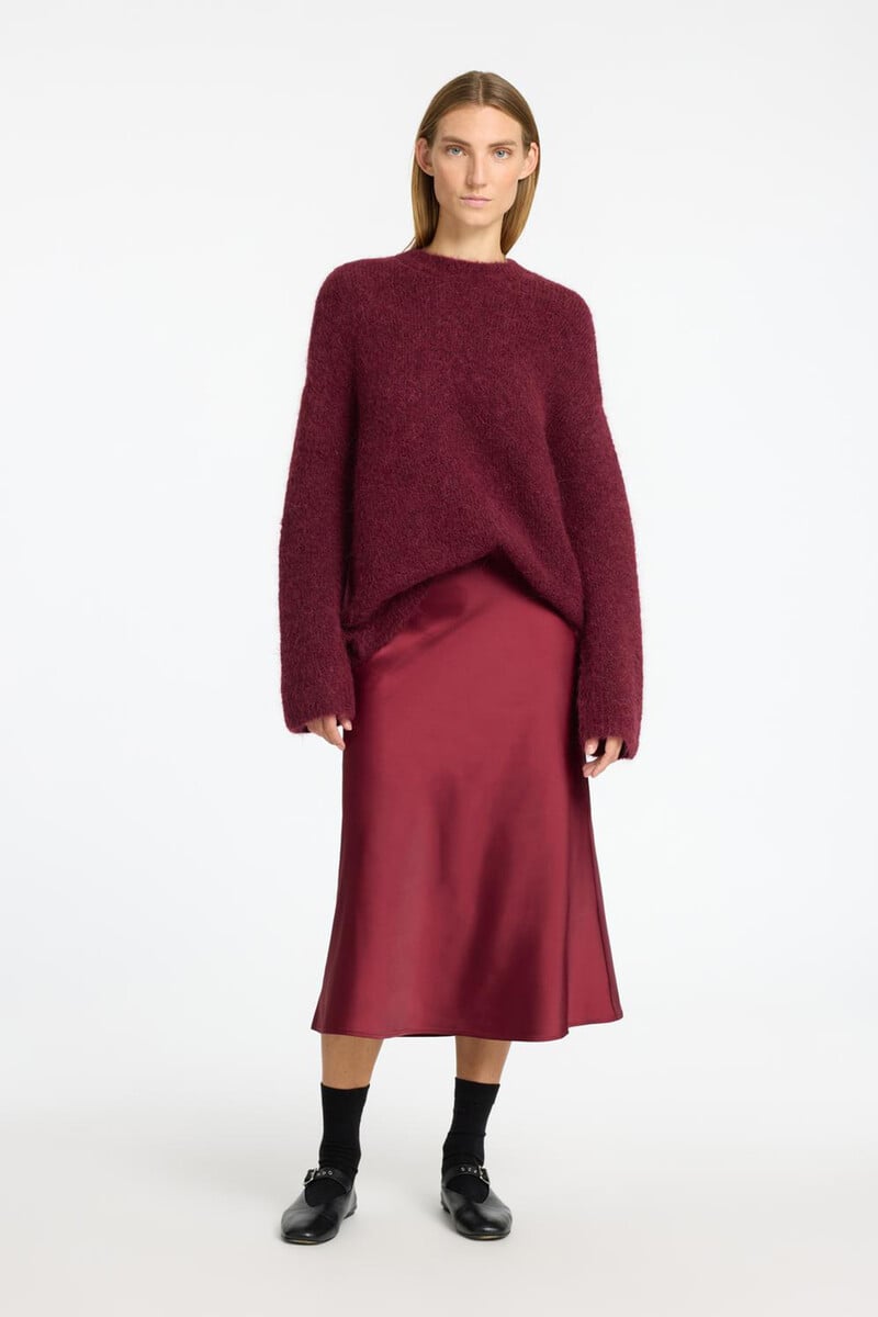 pedro del hierro Falda midi fluida confeccionada con materiales reciclados