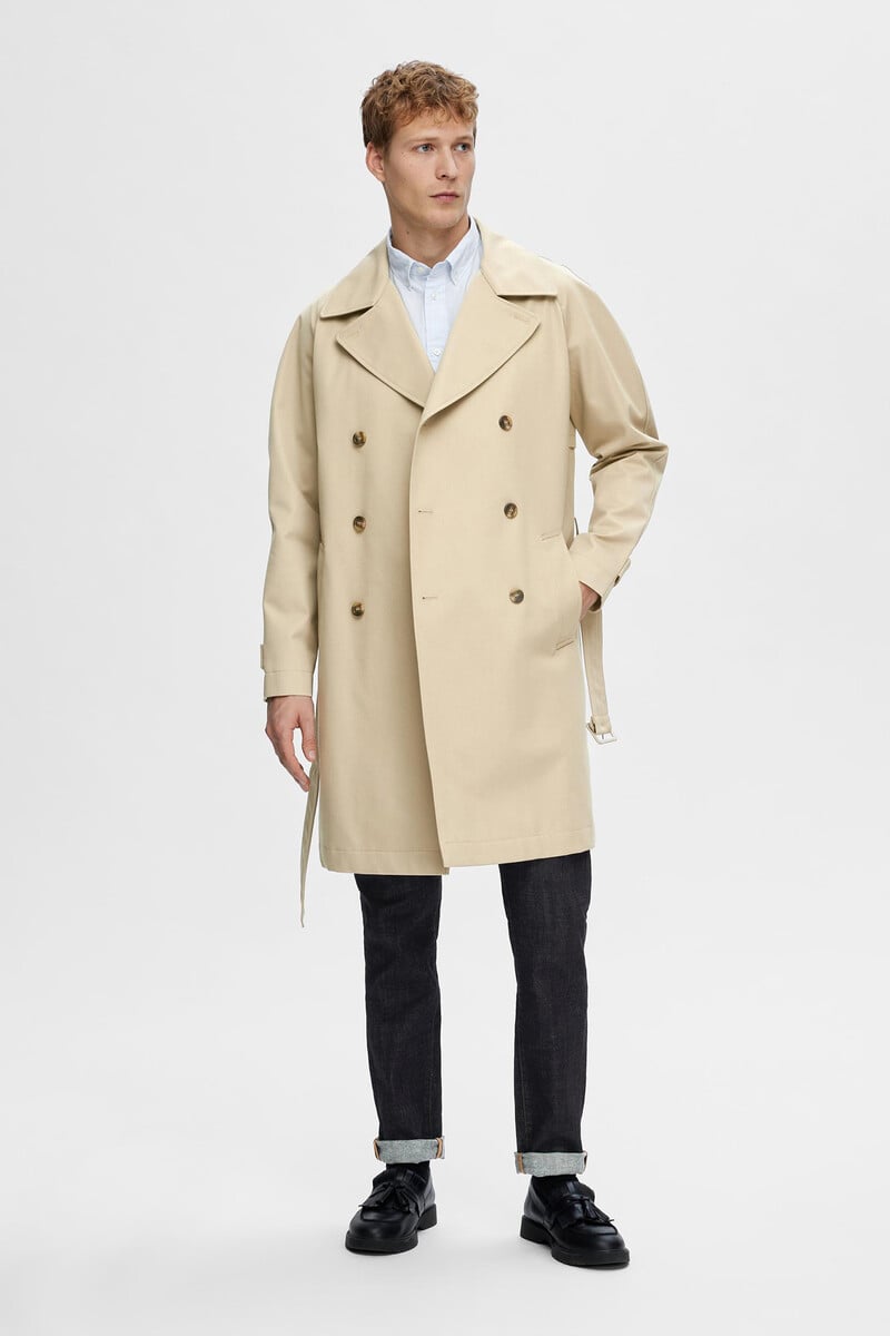 Pedro Del Hierro Gabardina Clásica Con Solapas Y Cinturón Confeccionada Con Materiales Reciclados