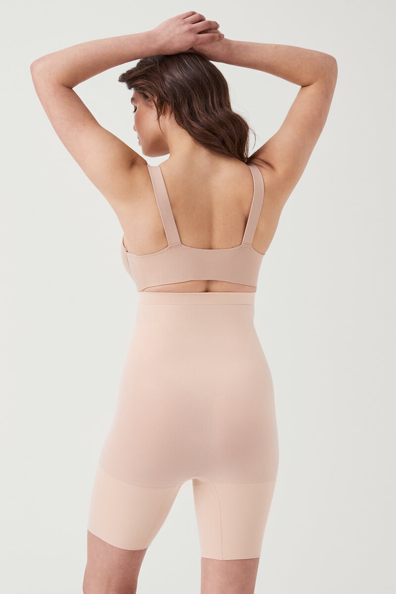 Pedro Del Hierro Pantalón Corto A Media Pierna De Talle Alto Nude. SPANX