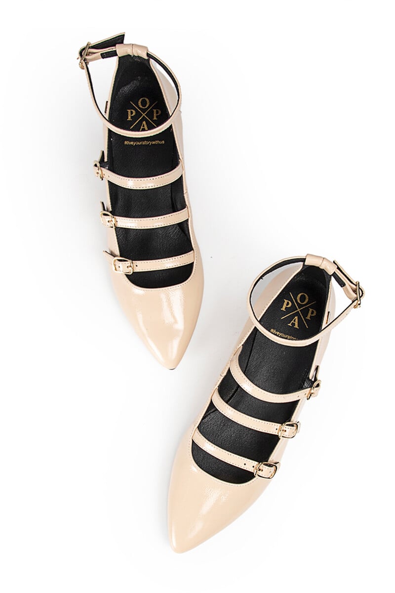 Pedro Del Hierro Bailarina Señora Ainhoa Charol