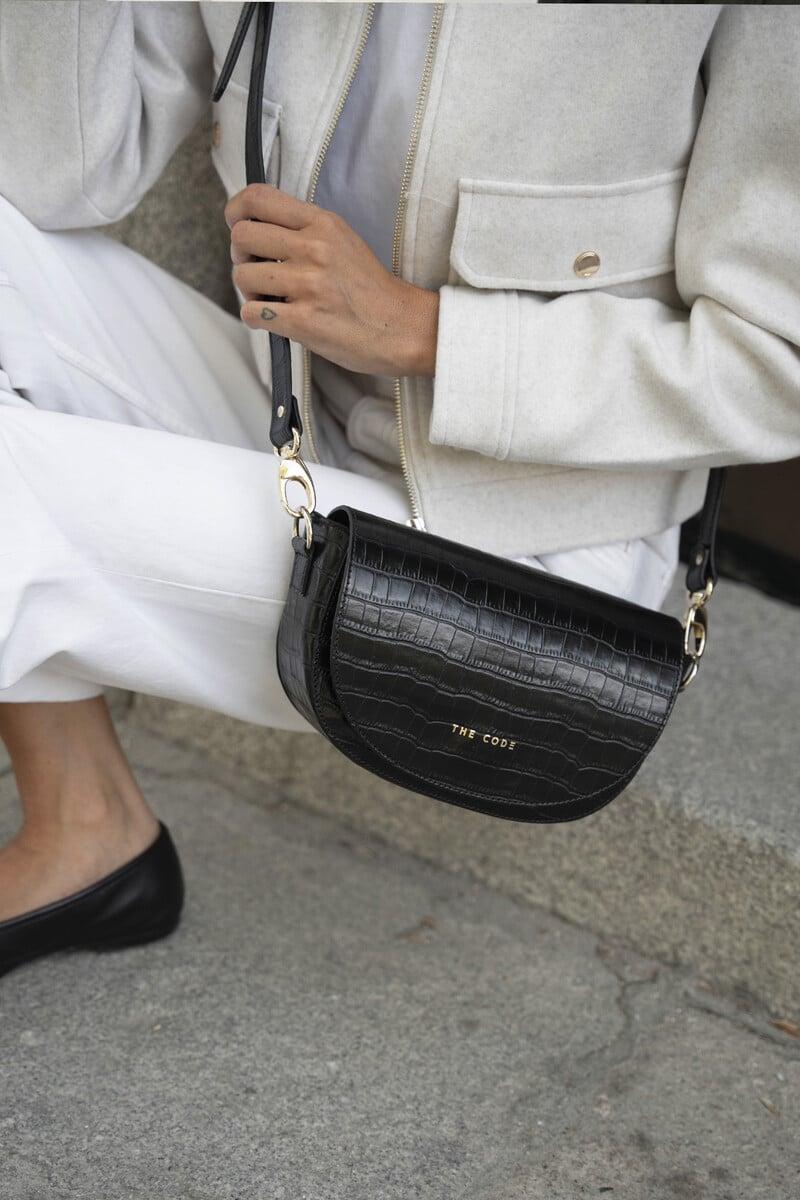 Pedro Del Hierro Bandolera Alma Negro