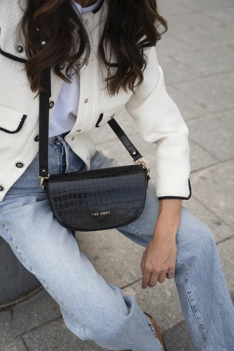 Pedro Del Hierro Bandolera Alma Negro