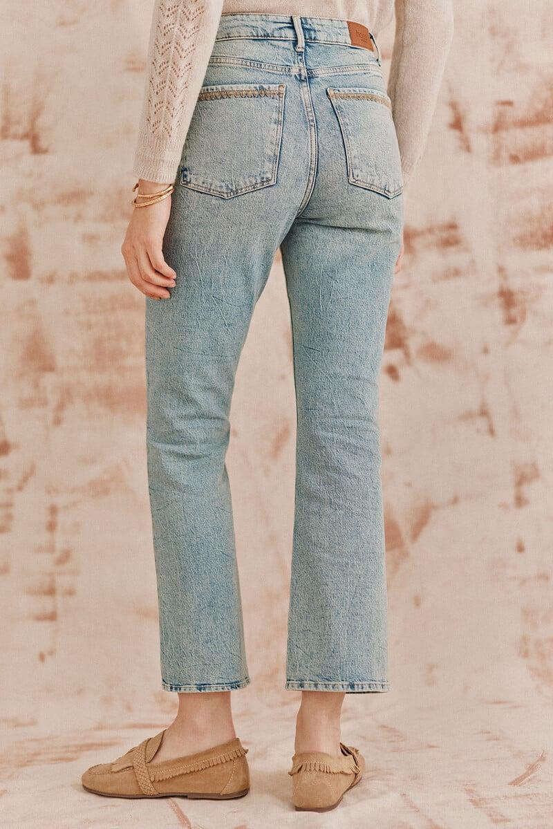 Pedro Del Hierro Bianca. Jeans Con Corte De Bota