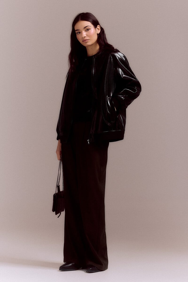 pedro del hierro Bomber efecto piel de serpiente