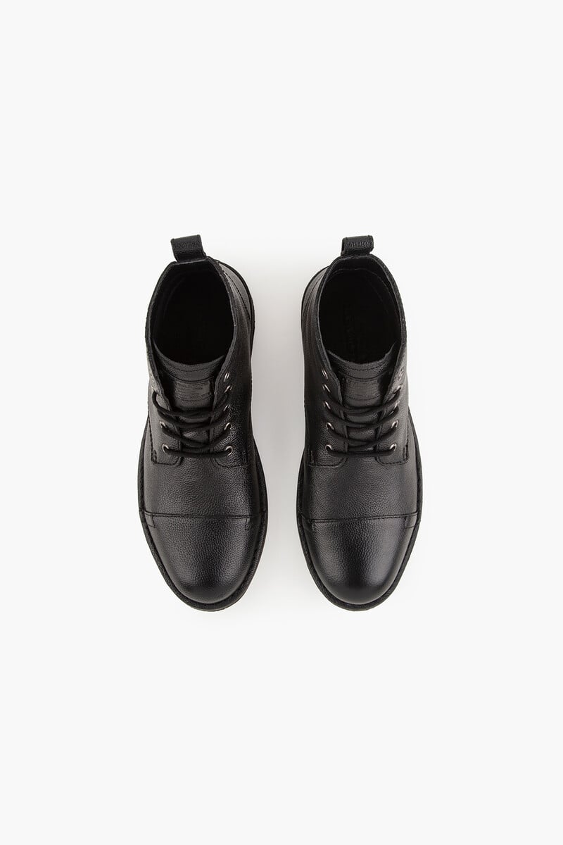 Pedro Del Hierro Bota Track