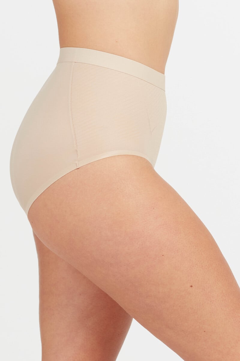 Pedro Del Hierro Braga Moldeadora A La Cintura