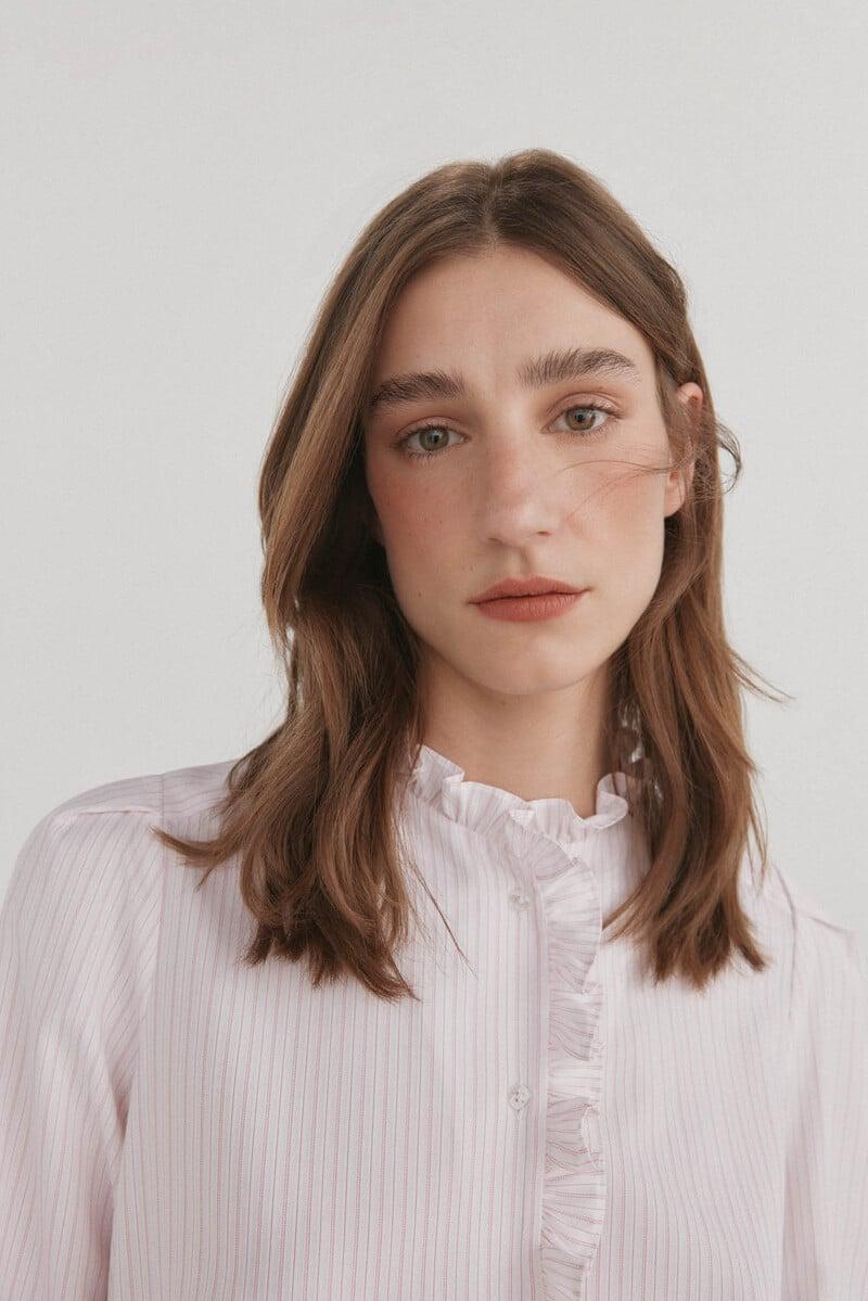 pedro del hierro Camisa romántica con volantes