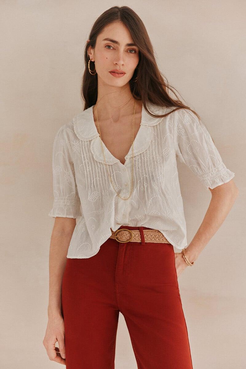 Pedro Del Hierro Carmela. Camisa Bordada Solapas