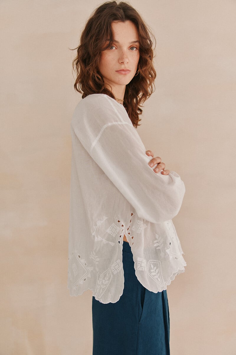 pedro del hierro Casandra. Blusón bordado