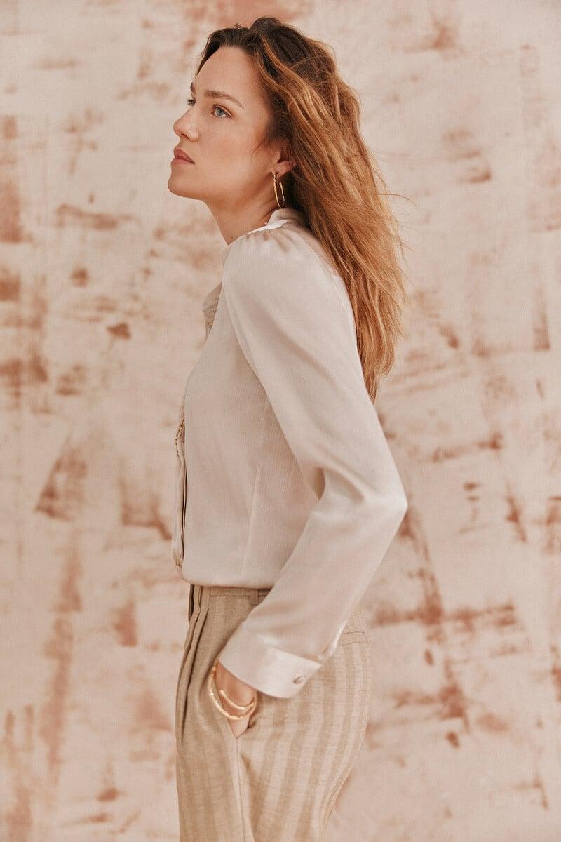 Pedro Del Hierro Cecilia. Camisa Chorrera