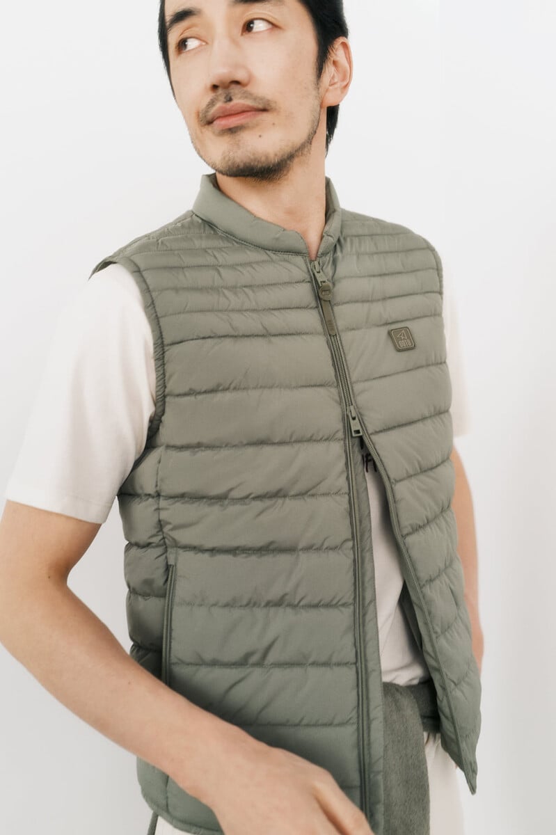 pedro del hierro Chaleco ultraligero