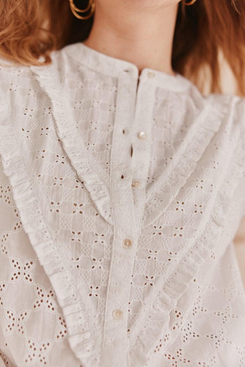 pedro del hierro Consuelo. Blusa bordada volantes