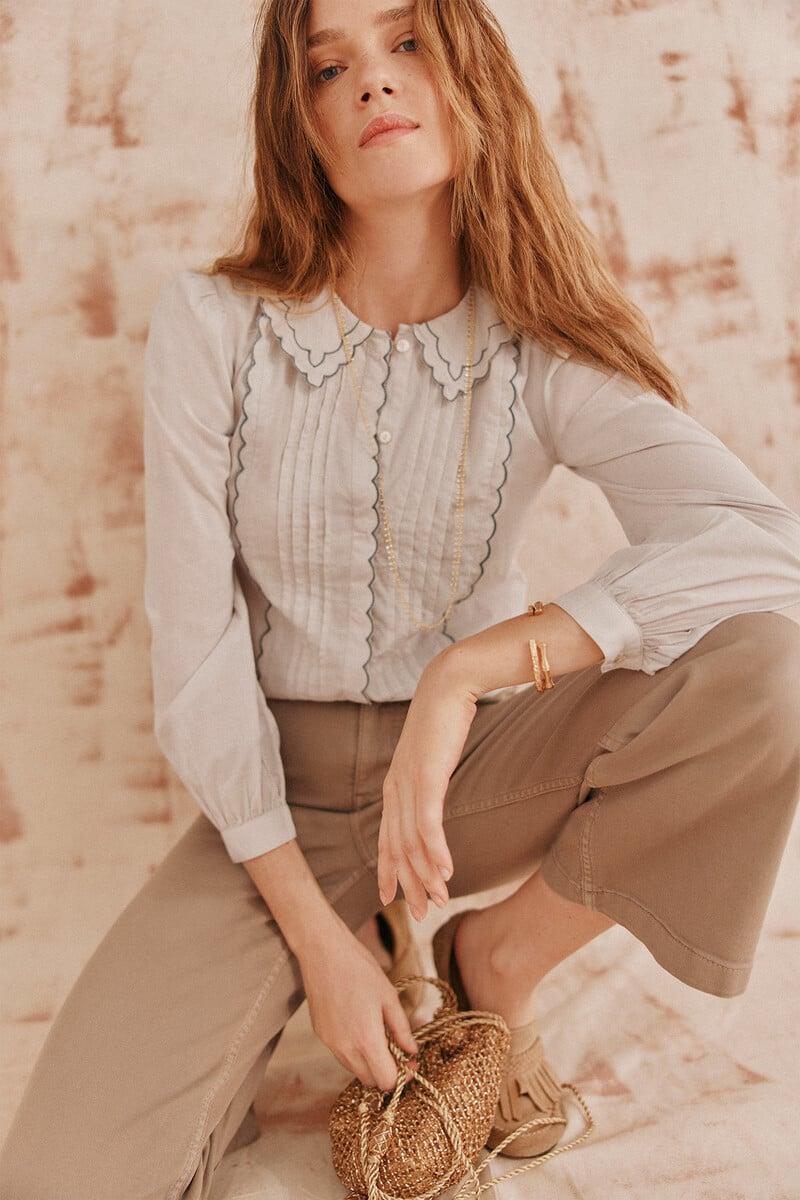 pedro del hierro Cora. Camisa cuello festoneado