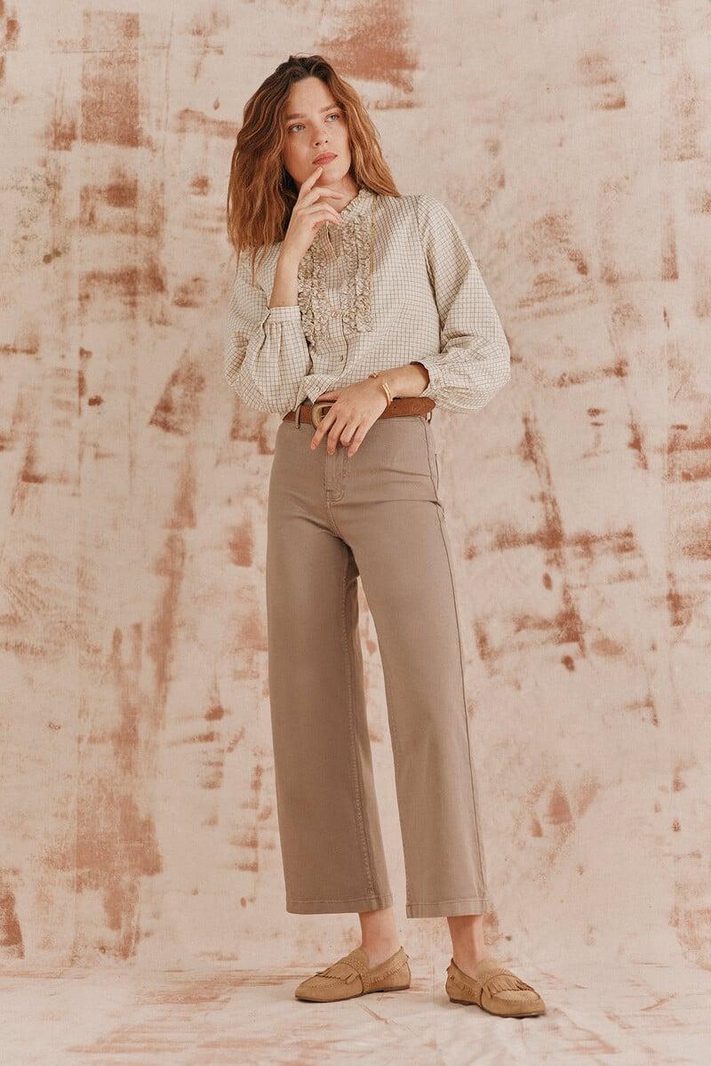 Pedro Del Hierro Cósima. Camisa Chorreras