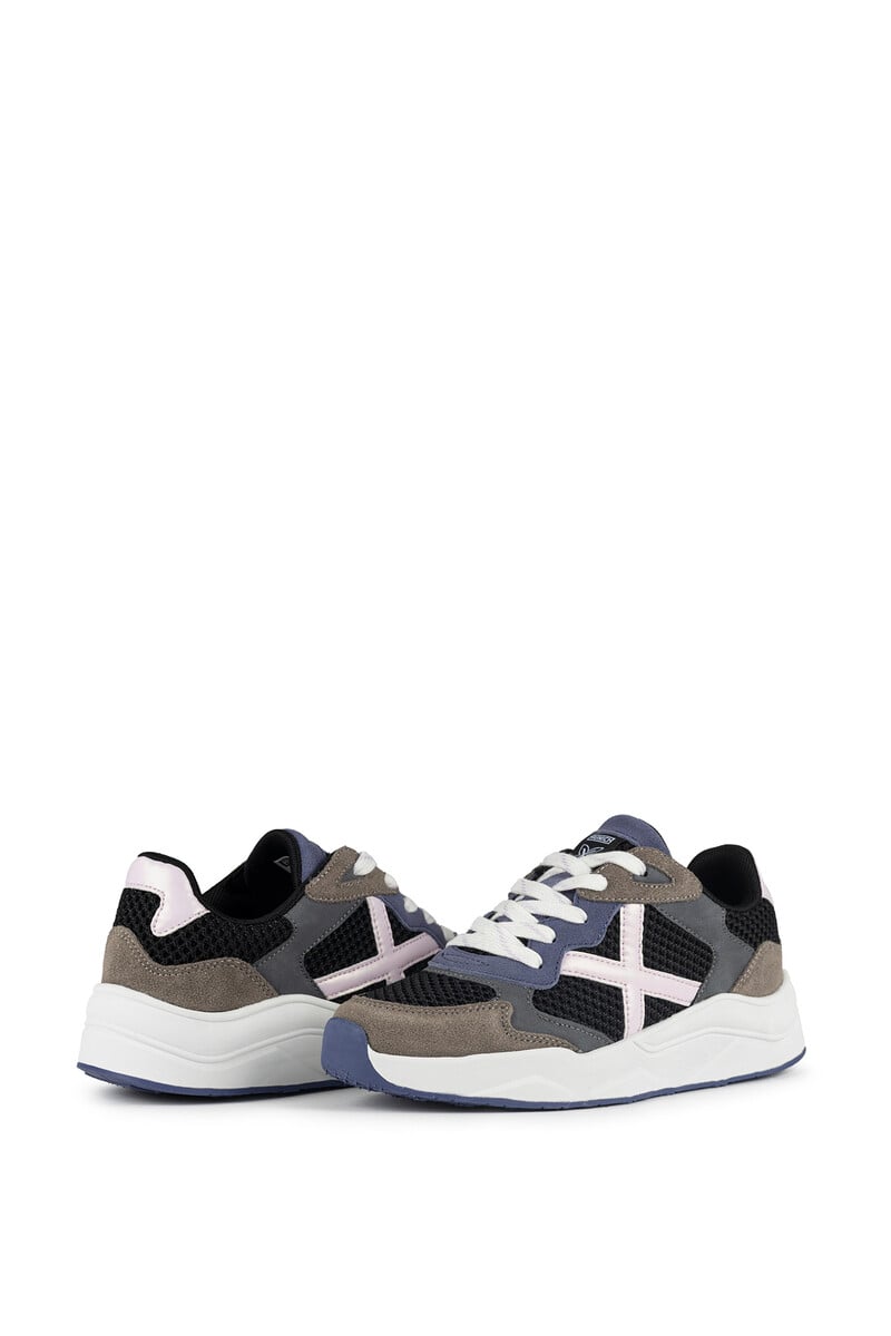 Pedro Del Hierro Deportiva Mali 43