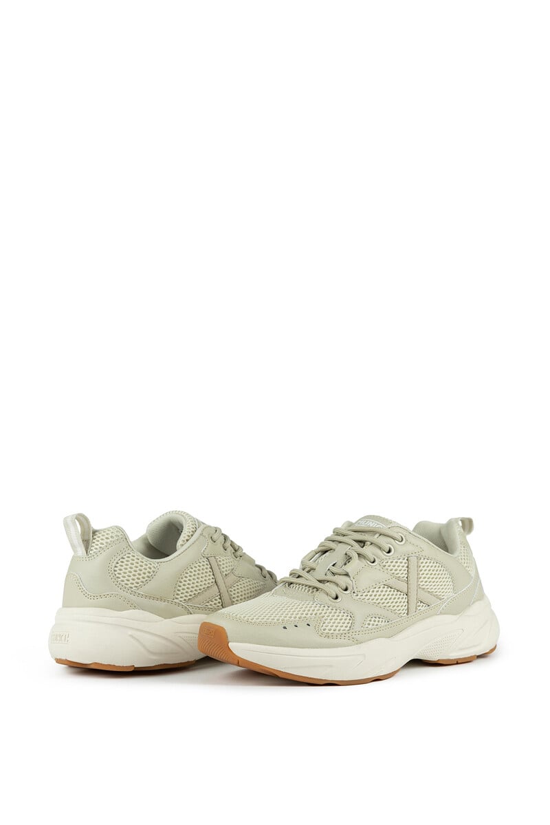 Pedro Del Hierro Deportiva Runar 17