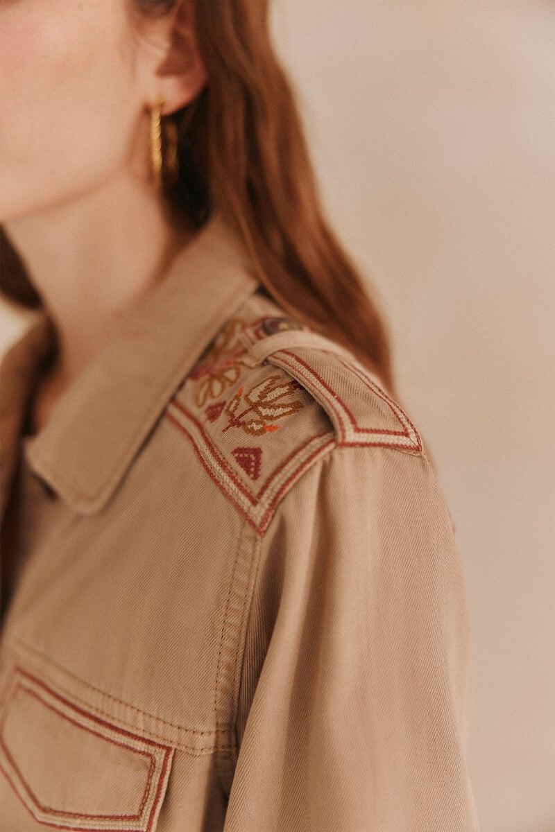 Pedro Del Hierro Ediana. Chaqueta Bordada