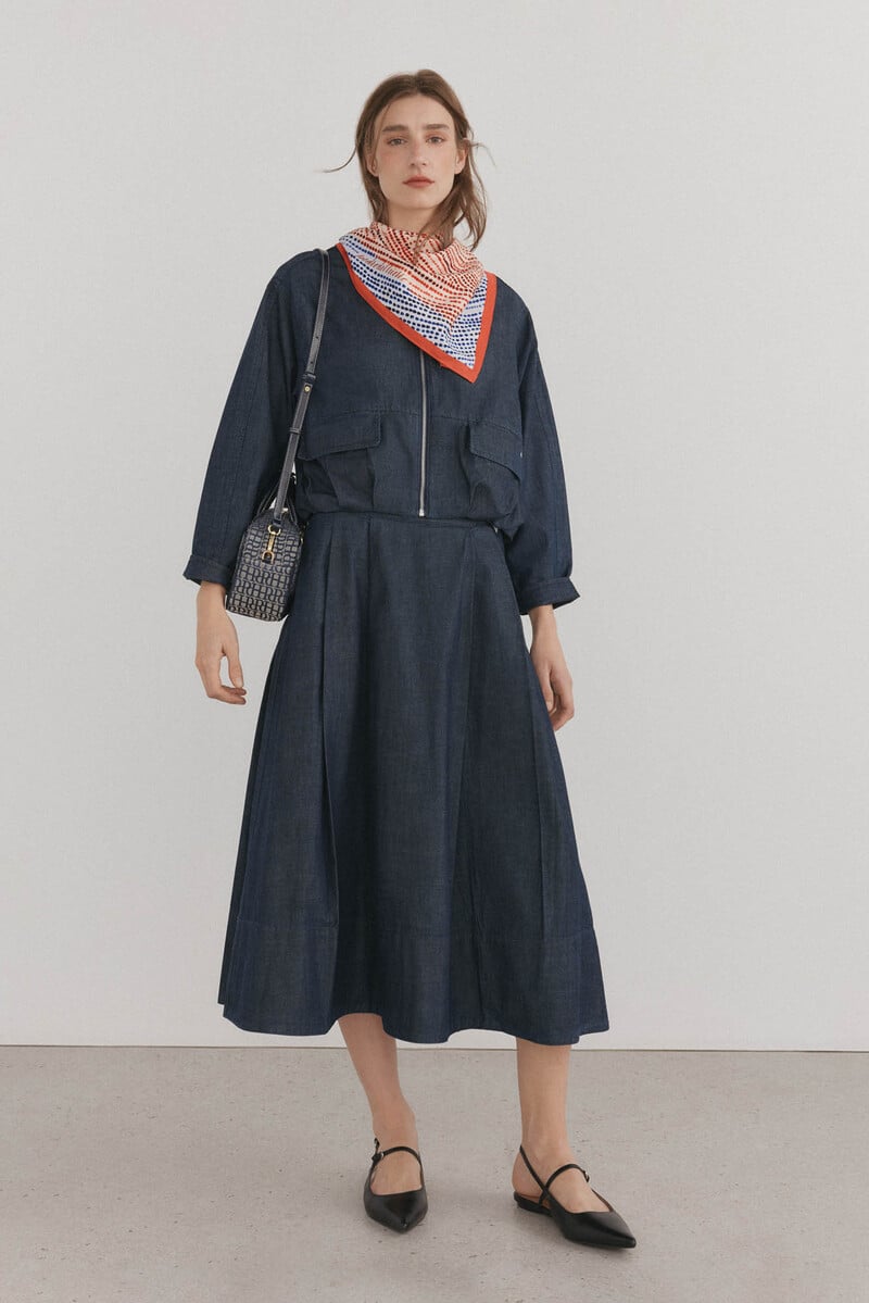 pedro del hierro Falda pliegues