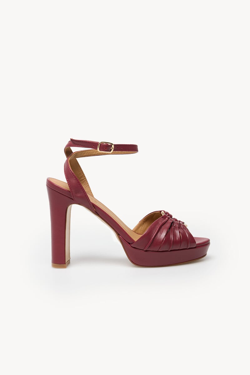 pedro del hierro Marcela. Sandalia tacón piel