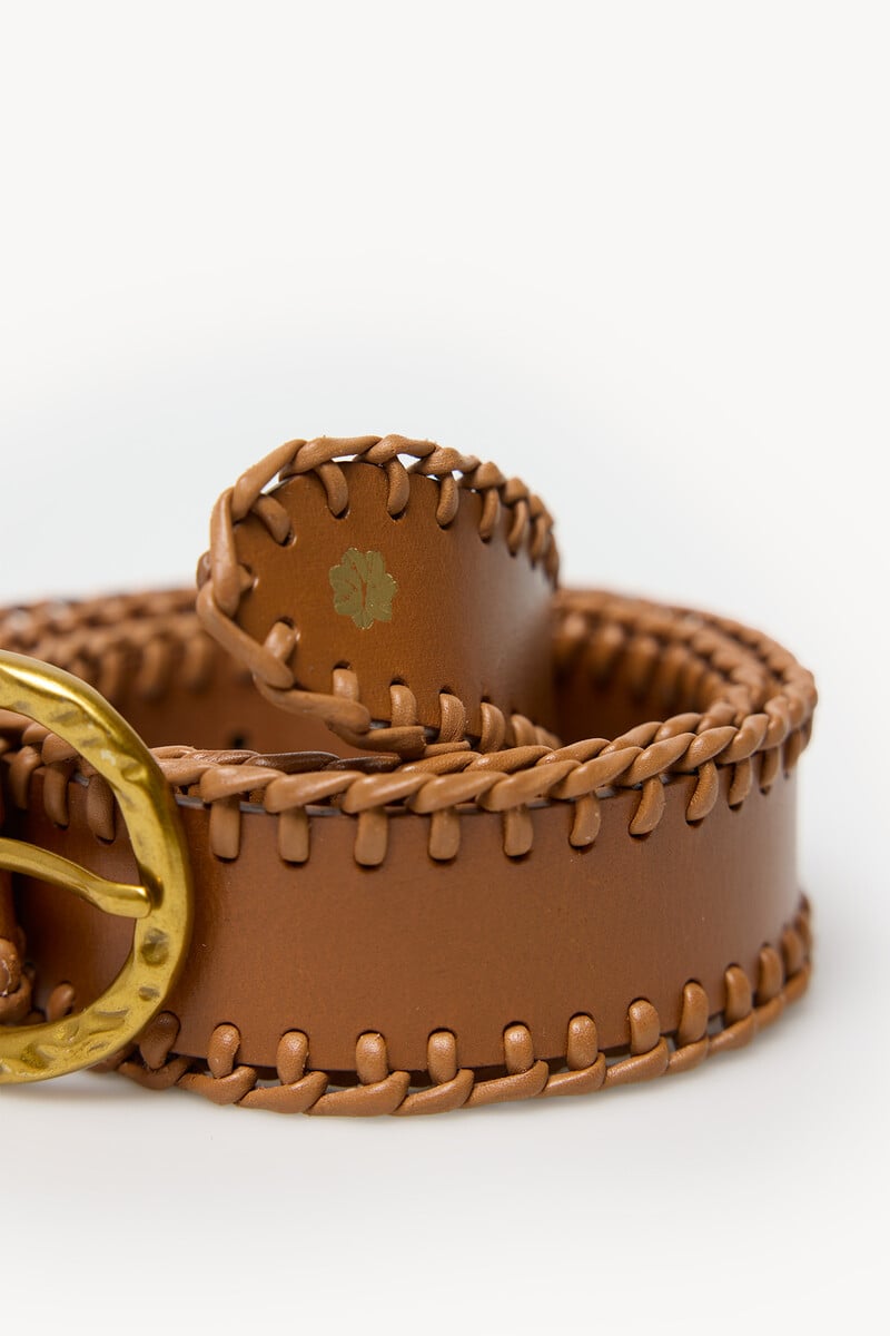 Pedro Del Hierro Martina. Cinturón Piel