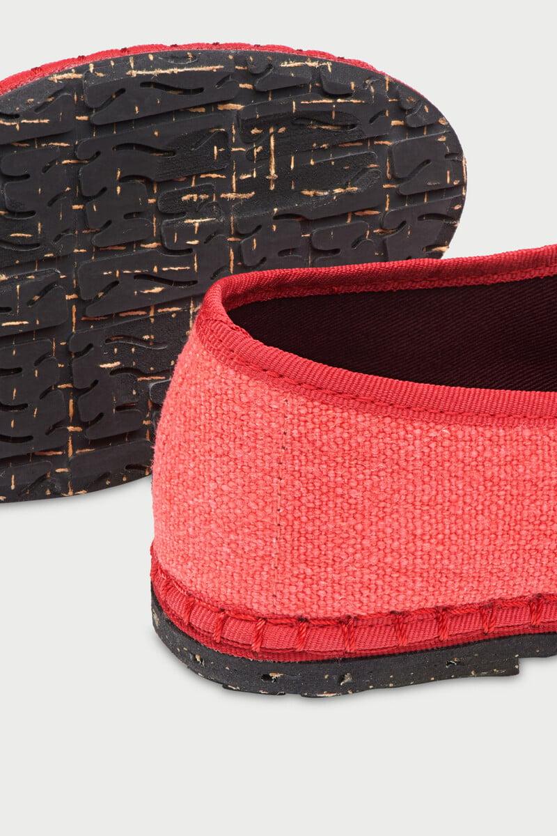 Pedro Del Hierro Mercedita De Lino