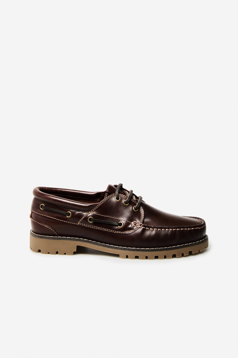 pedro del hierro Nautico piel