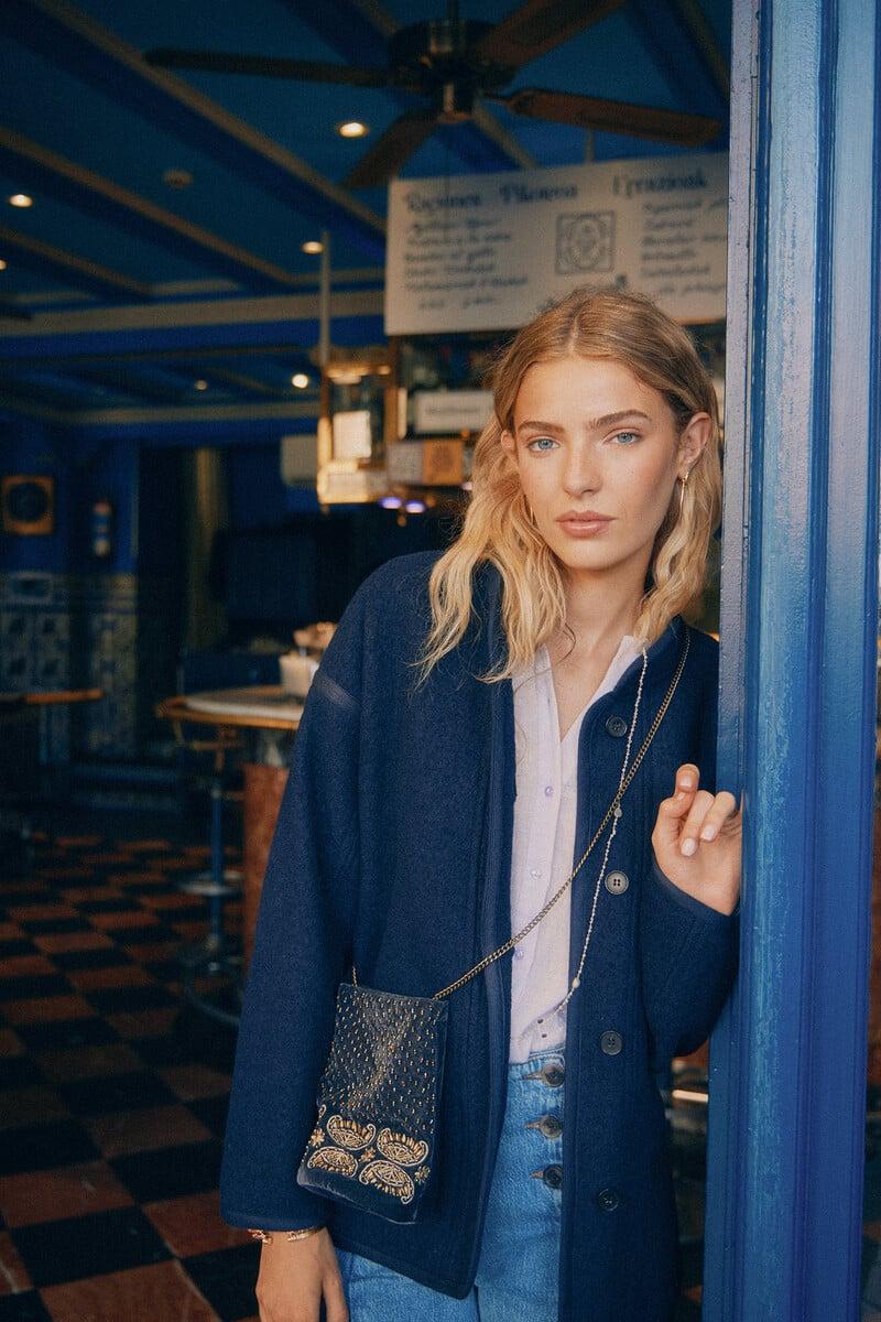 pedro del hierro Neila. Bolso terciopelo abalorios