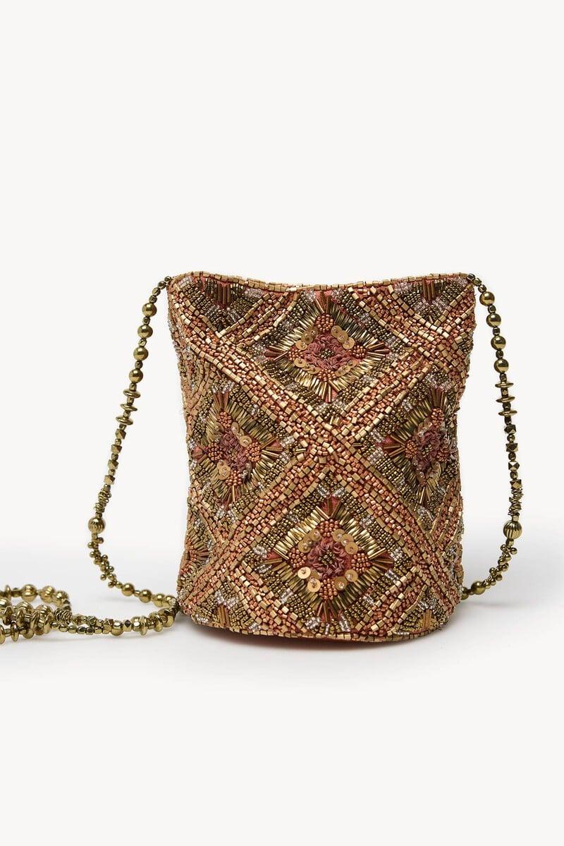 Pedro Del Hierro Nora. Bolso Bordado Abalorios