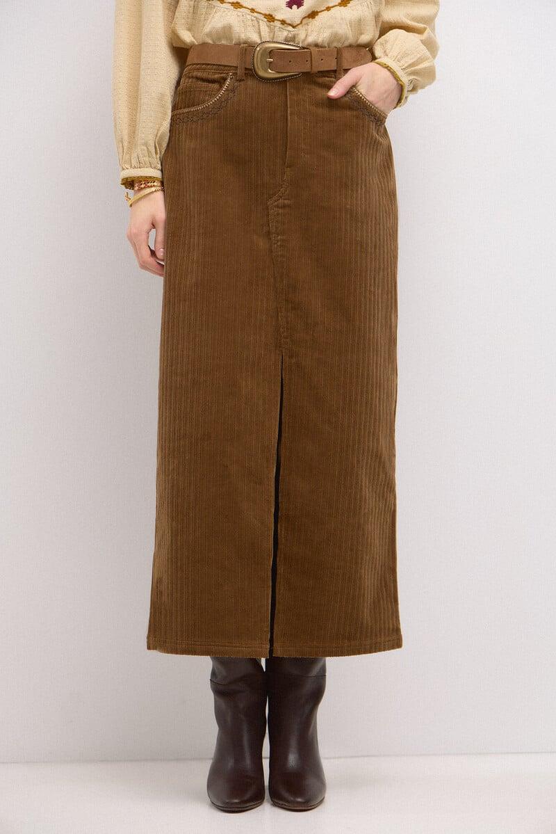 Pedro Del Hierro Omana. Falda De Pana