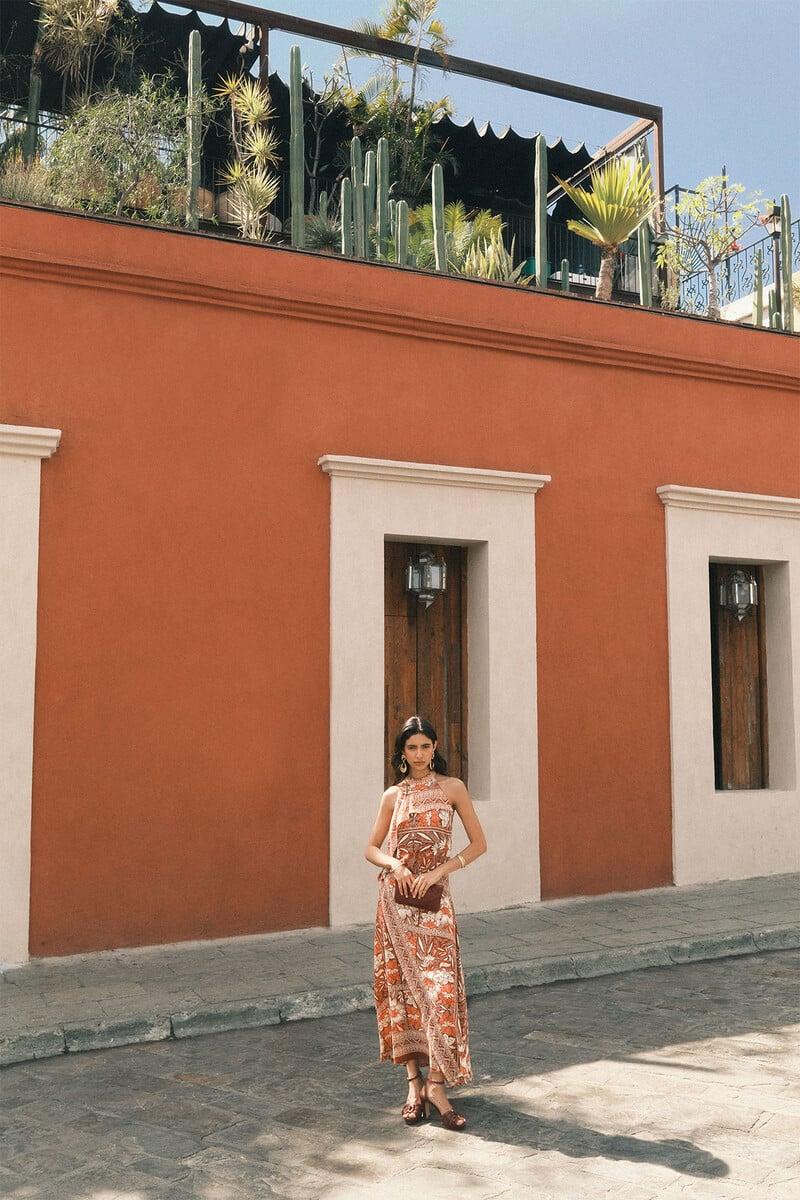 Pedro Del Hierro Raina. Falda Larga