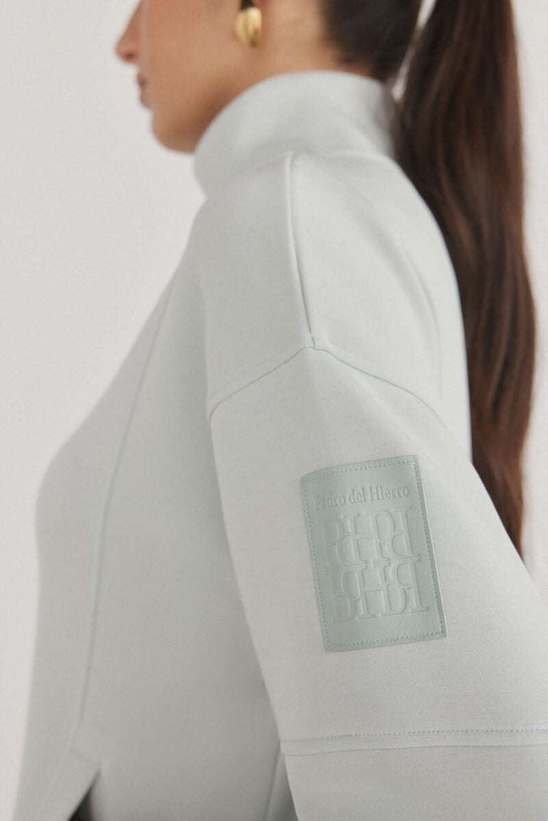 Pedro Del Hierro Suadera Cortes Cuello Perkins