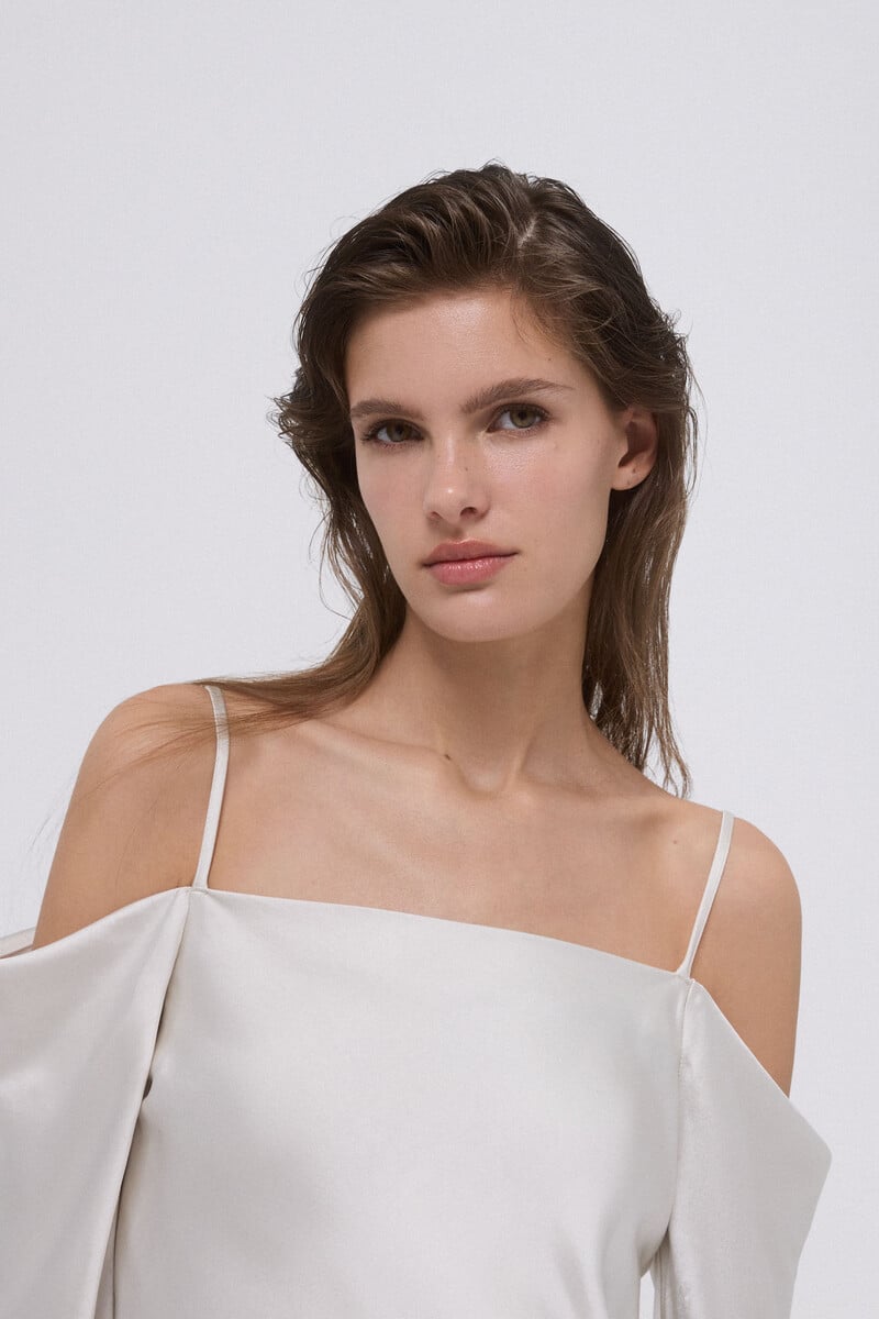 Pedro Del Hierro Top Satén Hombro Descubierto