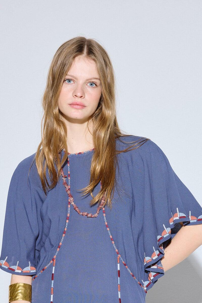 Pedro Del Hierro Vestido Manga Capa Bordado