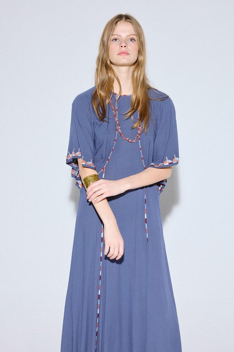 Pedro Del Hierro Vestido Manga Capa Bordado