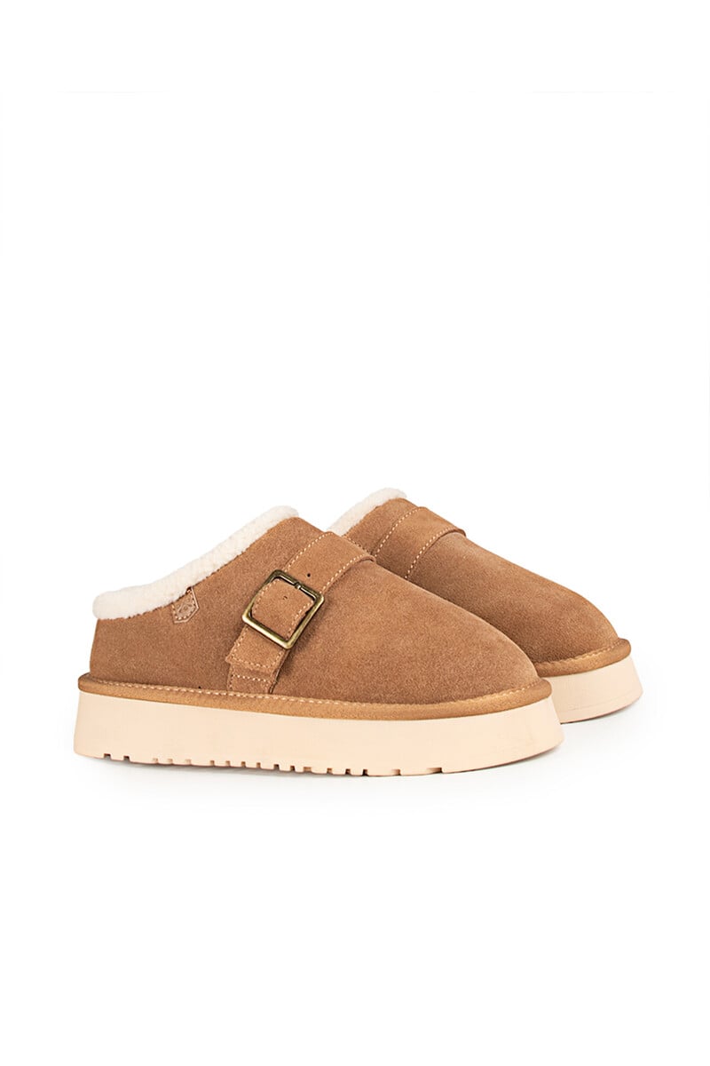 Pedro Del Hierro Zueco Señora Sangano Serraje