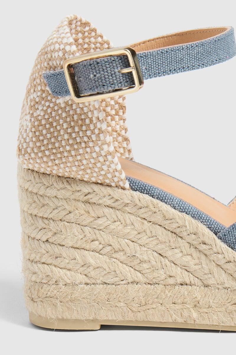 Pedro Del Hierro Sandalia Bianca Con Cuña Elaborada En Lona