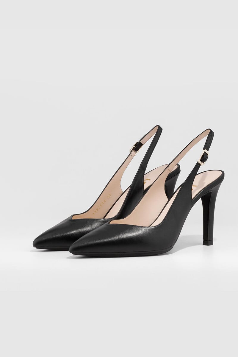 Pedro Del Hierro Zapato De Salón Destalonado En Negro