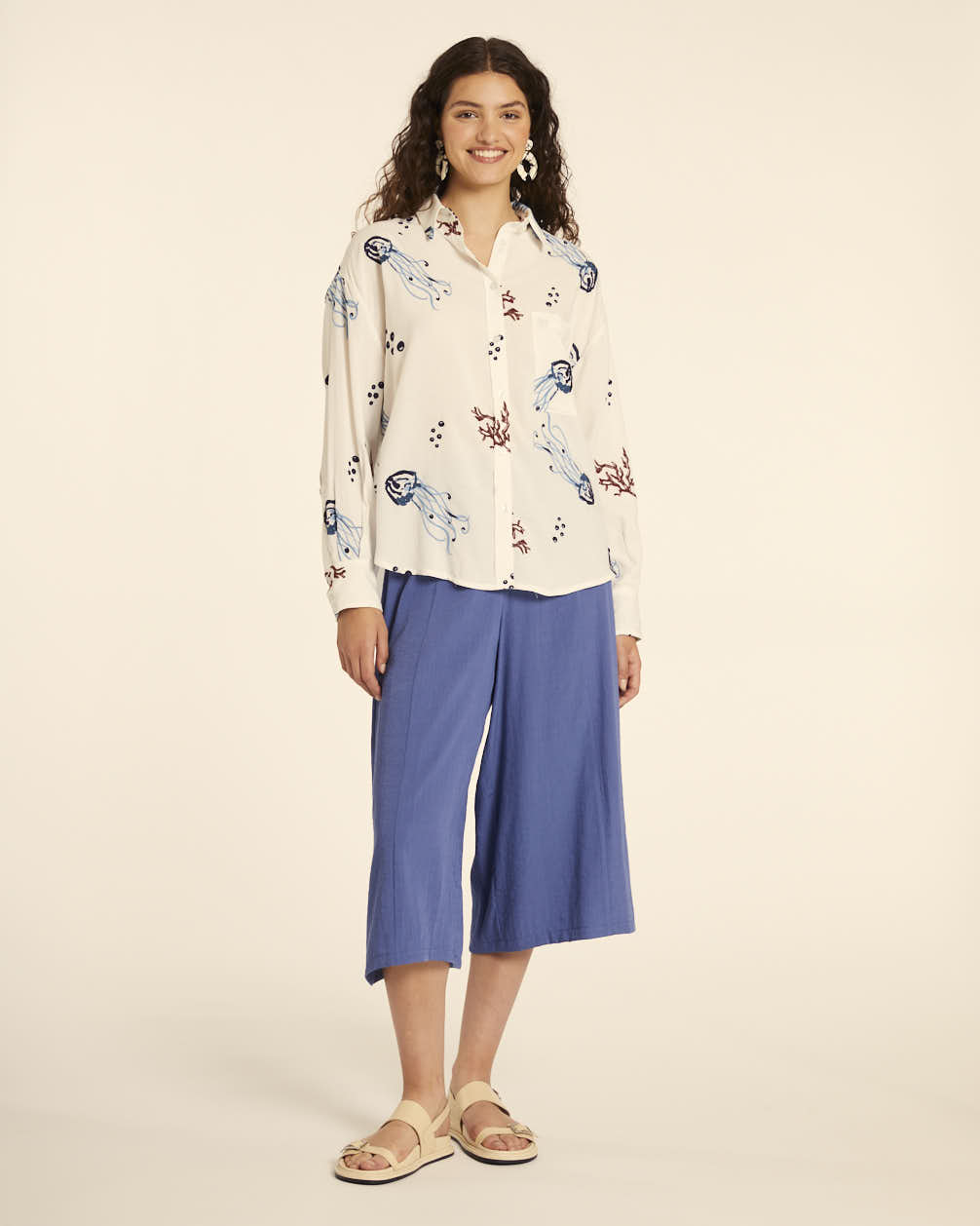 Pepaloves CAMISA BORDADO MEDUSAS