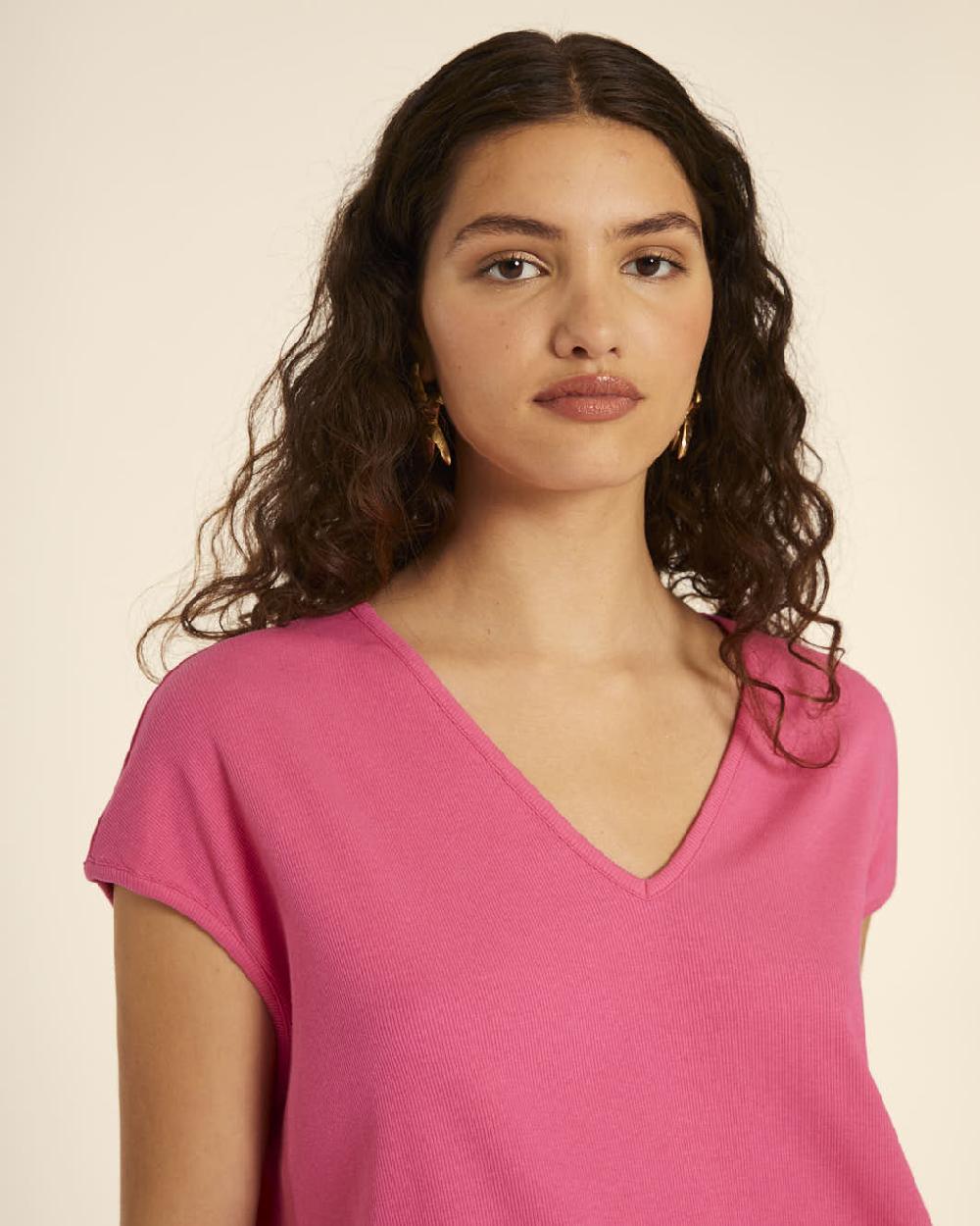 Pepaloves CAMISETA AMPLIA CUELLO PICO PINK
