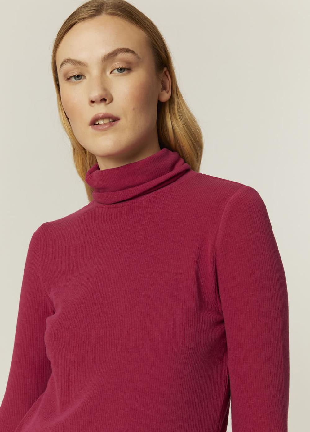 Pepaloves TOP CANALE CUELLO ALTO CEREZA