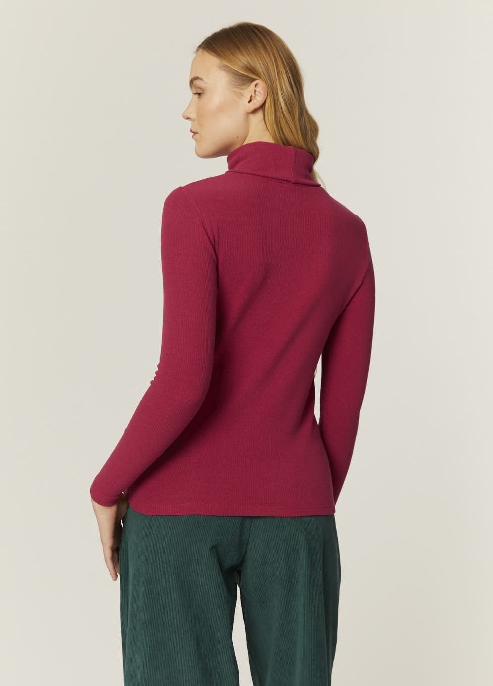 Pepaloves TOP CANALE CUELLO ALTO CEREZA