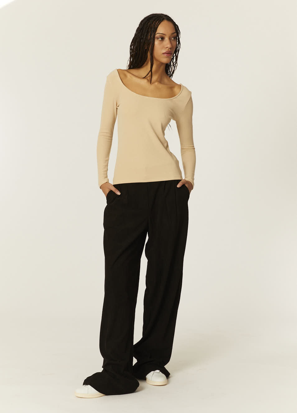 Pepaloves TOP CANALE CUELLO U BEIGE