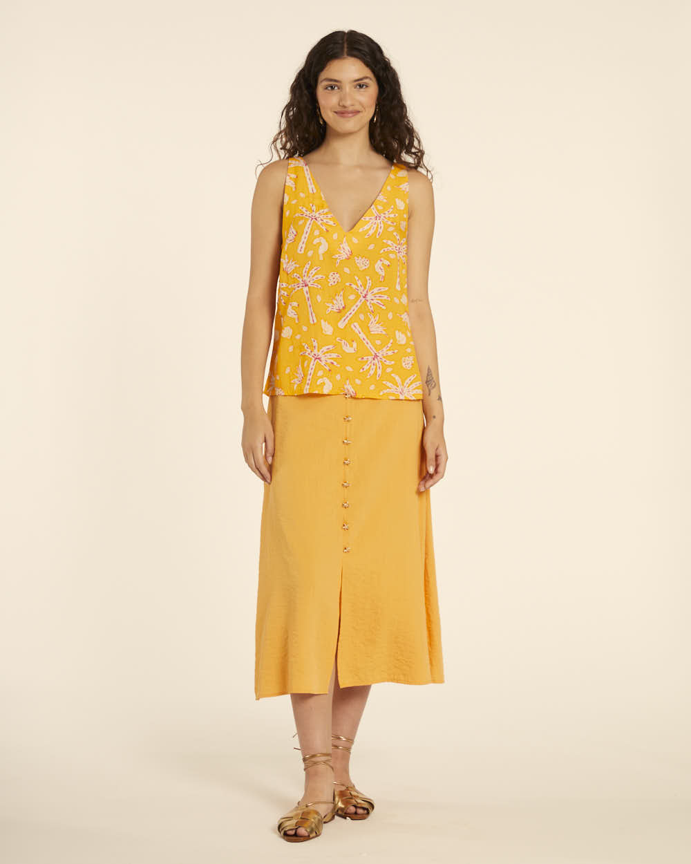 Pepaloves TOP CON BORDADO DE PALMERAS