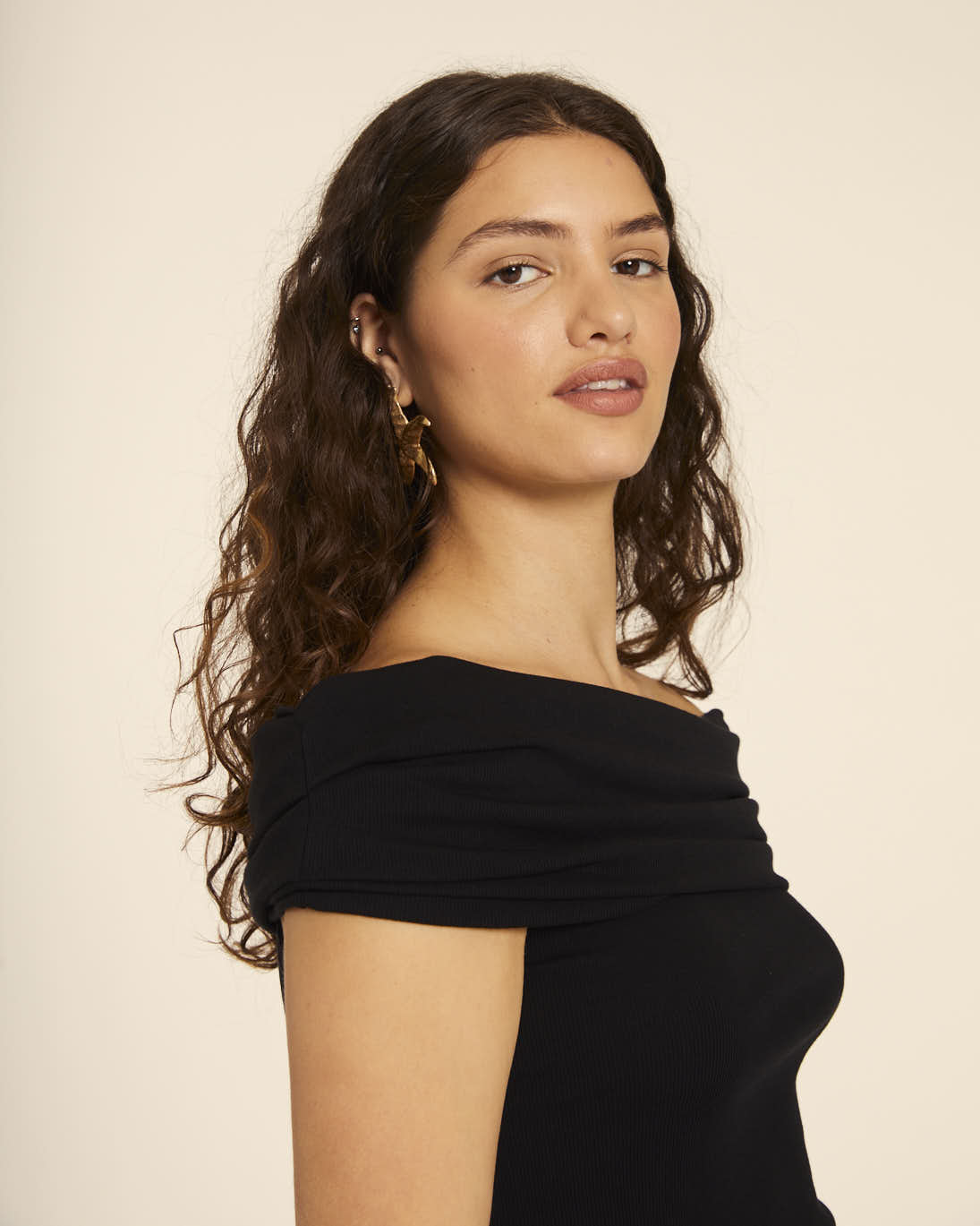 Pepaloves TOP CUELLO BARDOT NEGRO