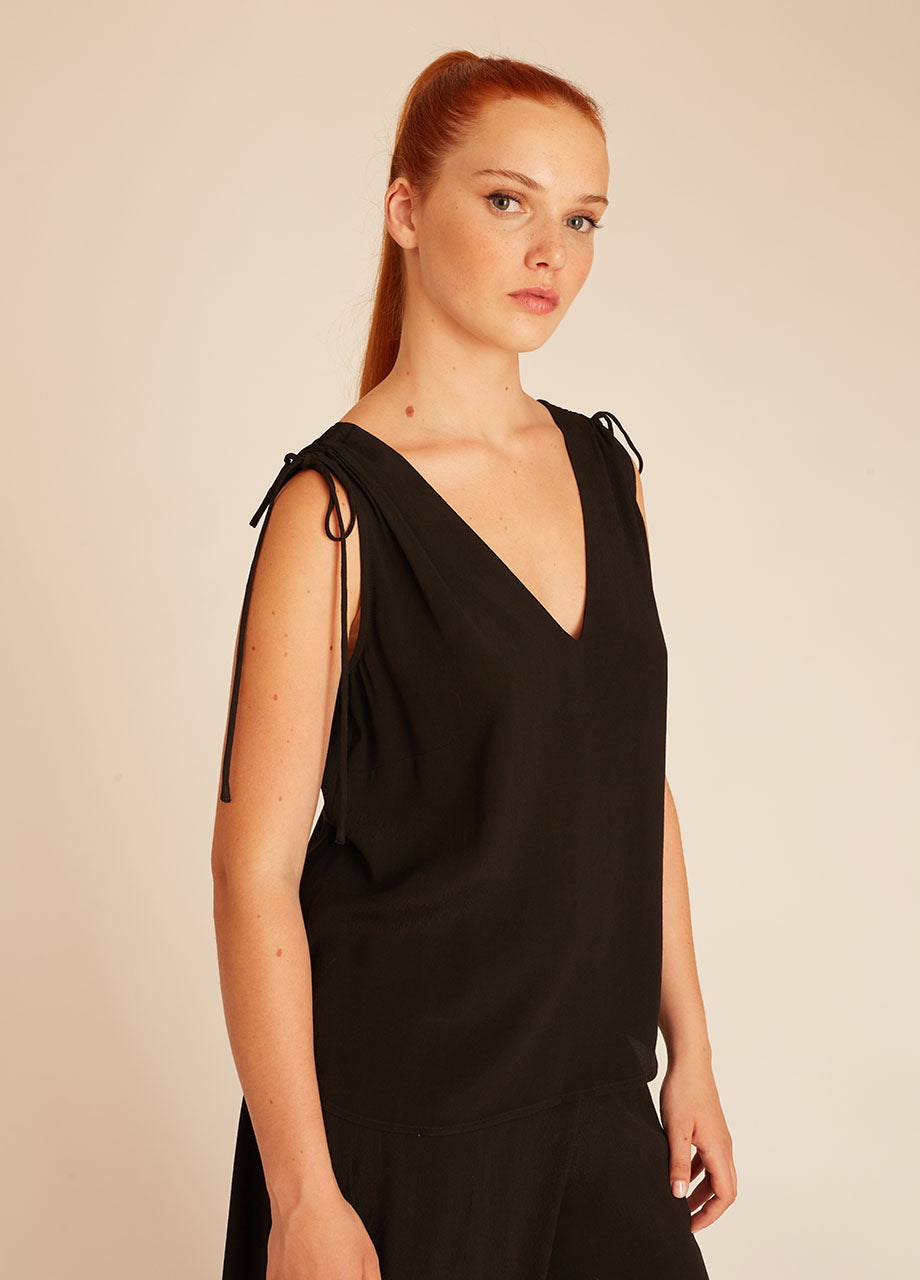 Pepaloves VISCOSE TOP BLACK